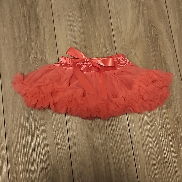 Tutu adjustable 6mth to 18 month - Picture 1 of 4